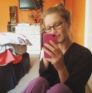 Meet your Posher, Brooke